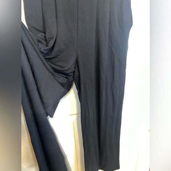 CAbi Downtown Sleeveless Wide Leg Jersey Jumpsuit in Black Size Medium EUC - Picture 3 of 8